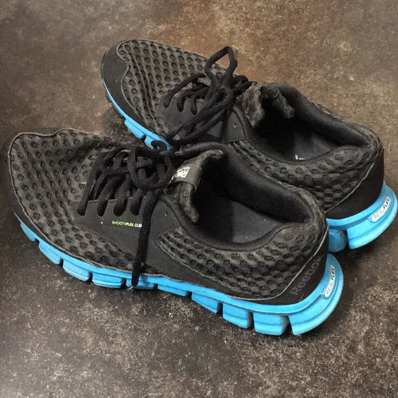 Reebok women’s running sneakers - Picture 2 of 5